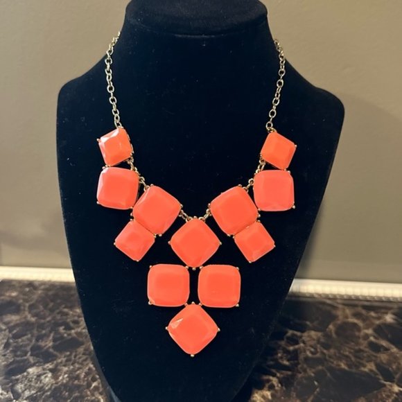 Geometric Bib Necklace - Picture 1 of 11